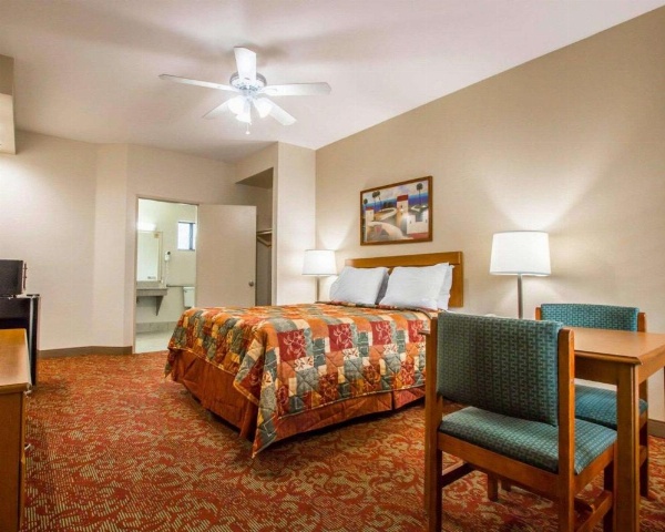 Rodeway Inn Encinitas North image 7